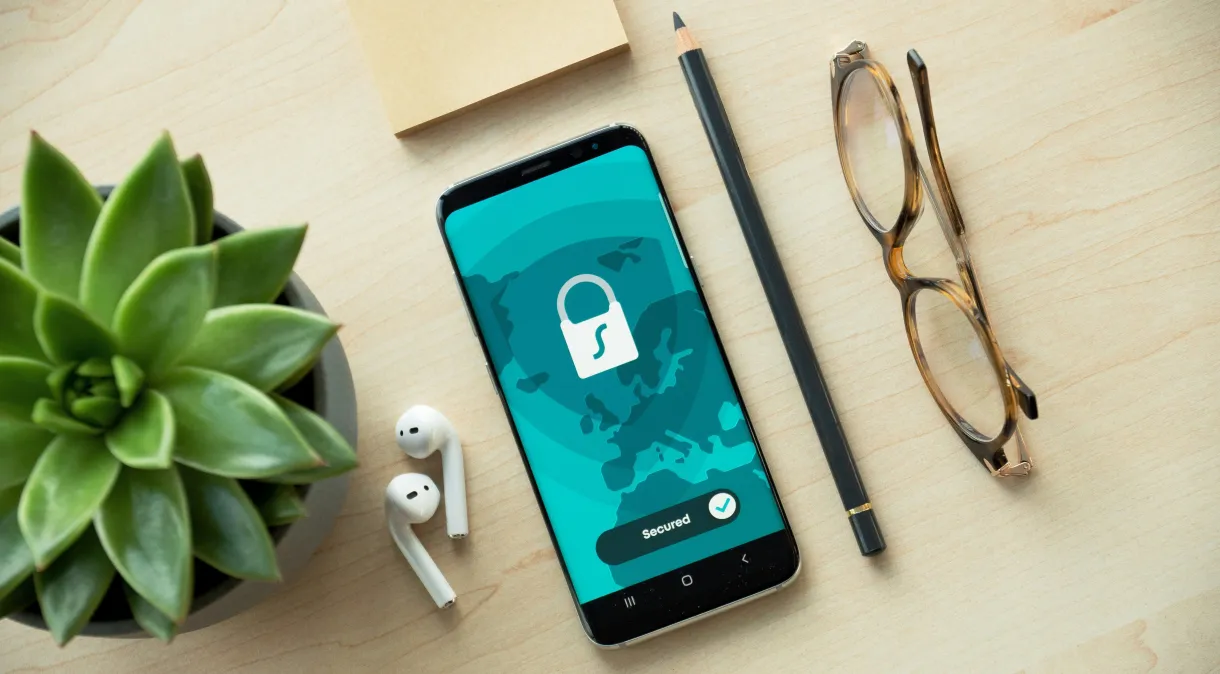 Cibersegurança: veja cinco dicas para identificar apps espiões no celular Cibersegurança: veja cinco dicas para identificar apps espiões no celular